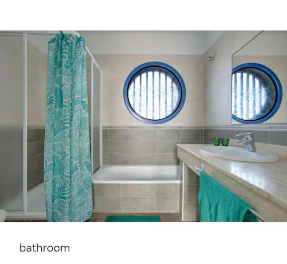 Apartamento Papagayo Con Piscina Privada プラヤ・ブランカ エクステリア 写真