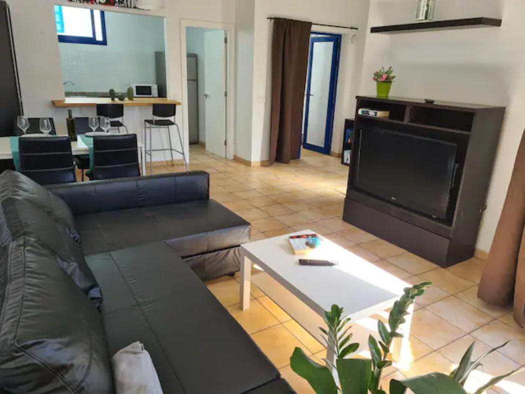 Apartamento Papagayo Con Piscina Privada プラヤ・ブランカ エクステリア 写真